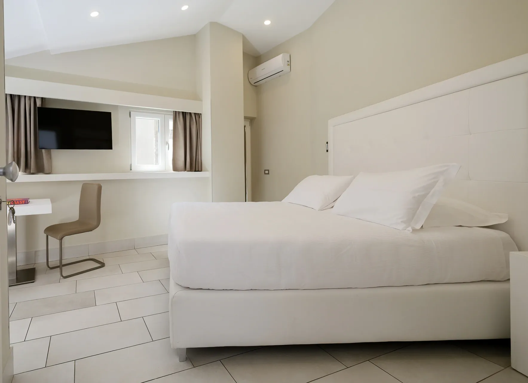 Superior Room with Balcony