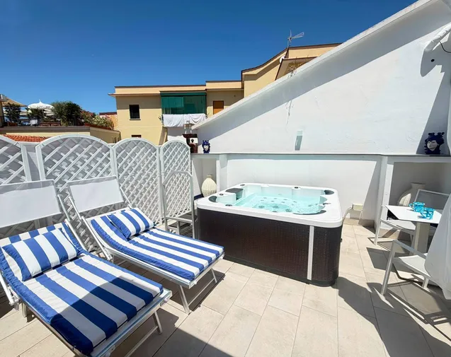 Deluxe Room with Jacuzzi