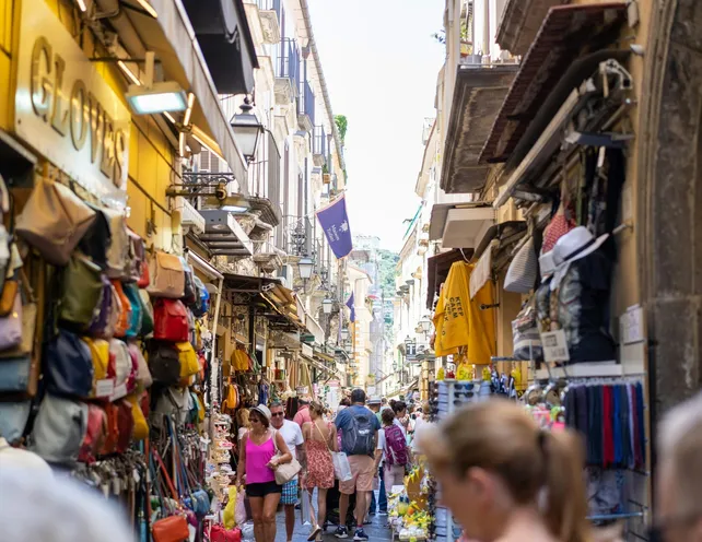 Sorrento and surroundings - Shopping alleys