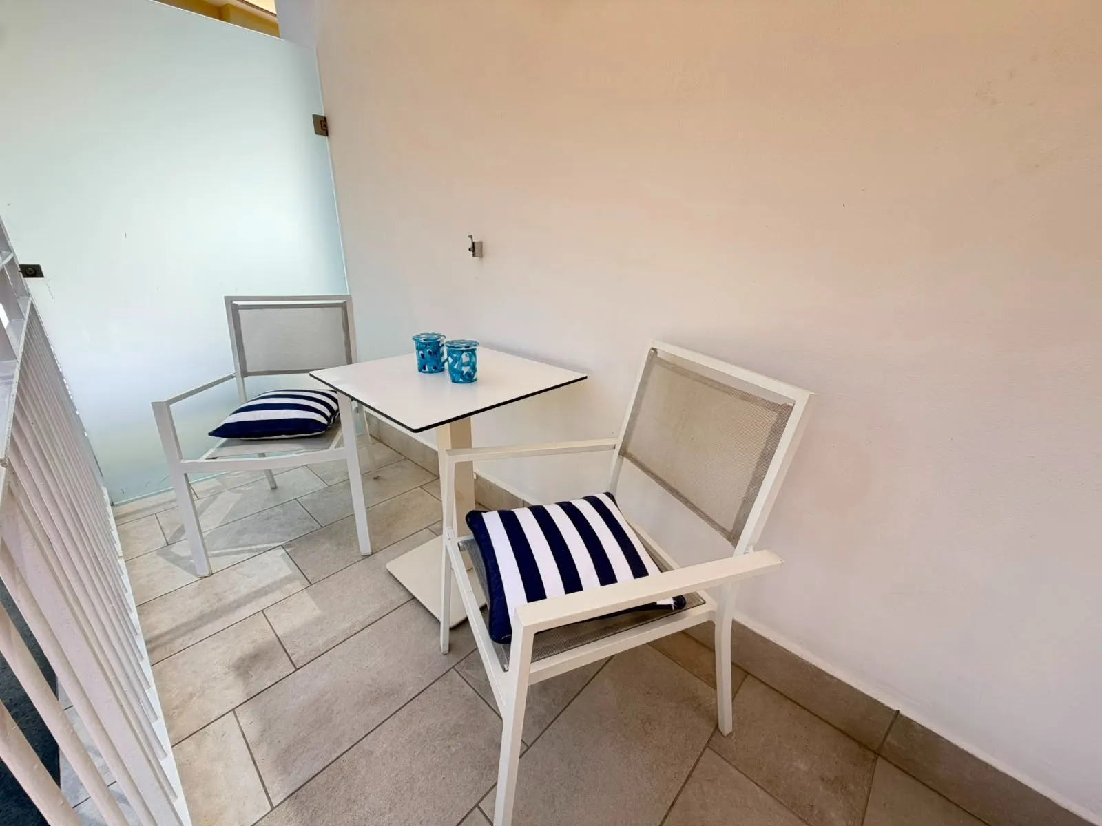 Superior Room with Balcony-4